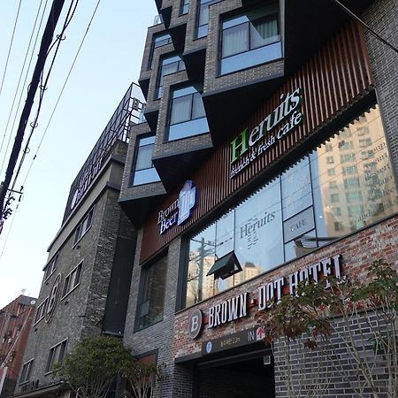 Brown Dot Hotel Changwon Esterno foto