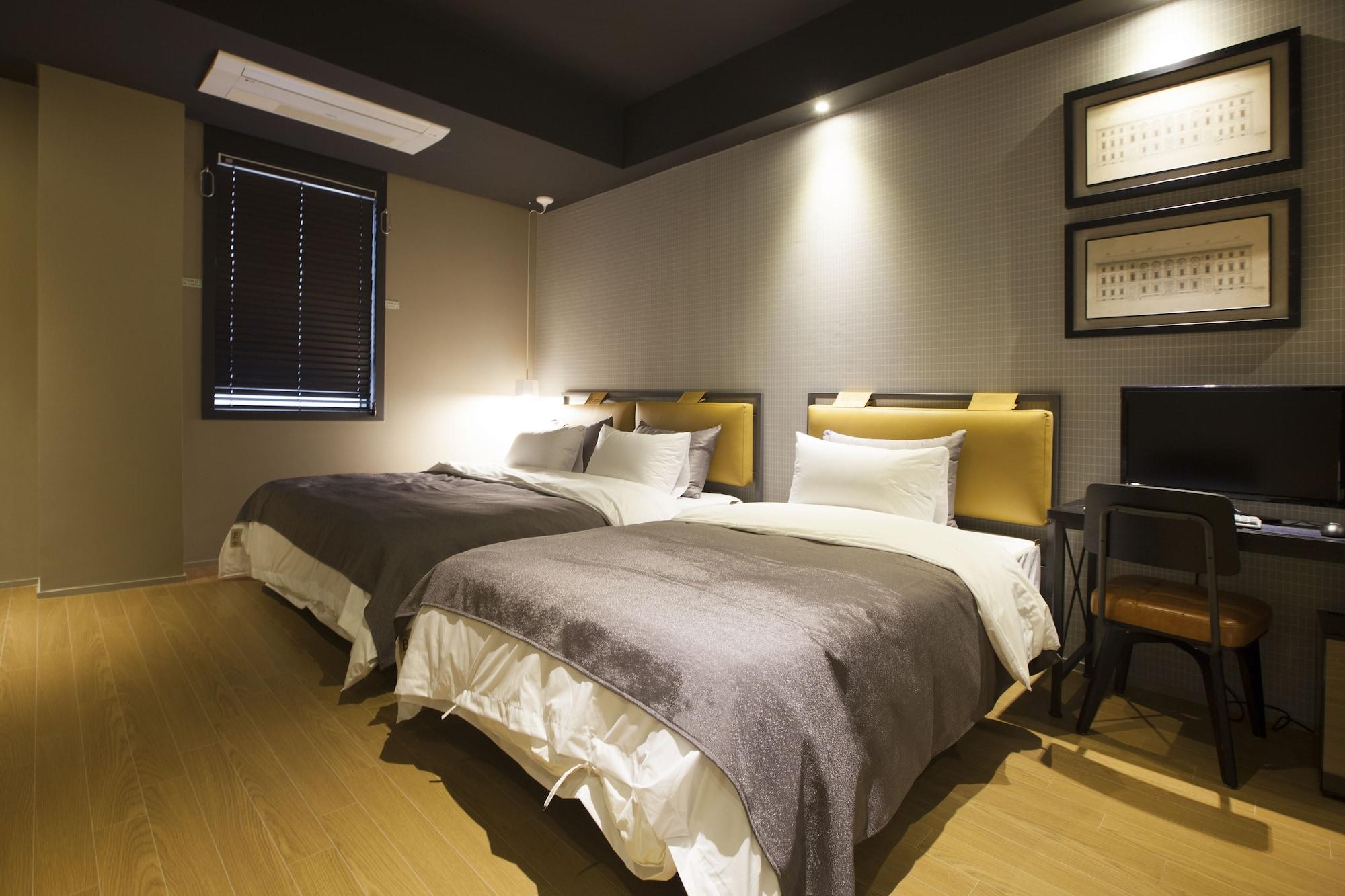Brown Dot Hotel Changwon Esterno foto
