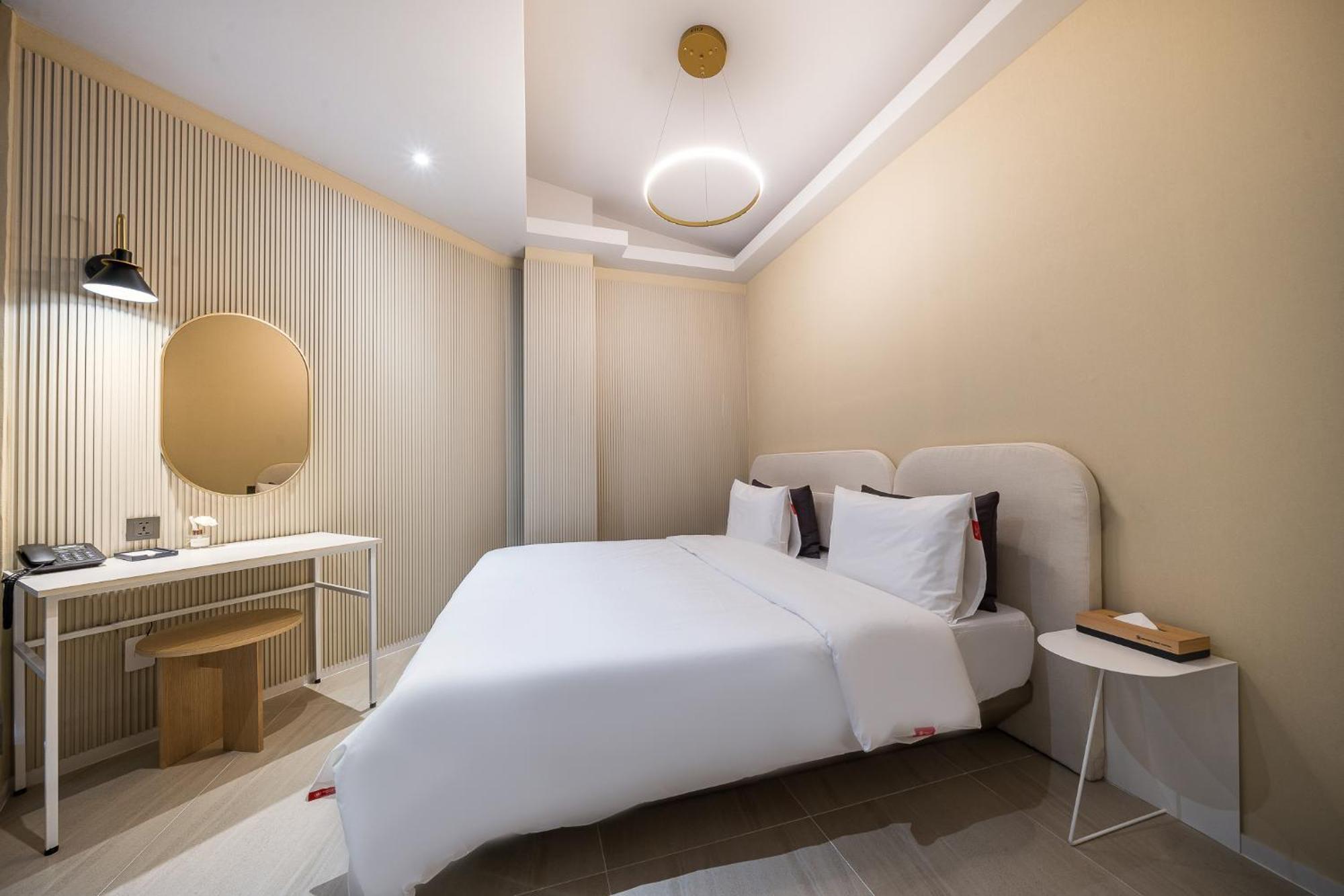 Brown Dot Hotel Changwon Esterno foto