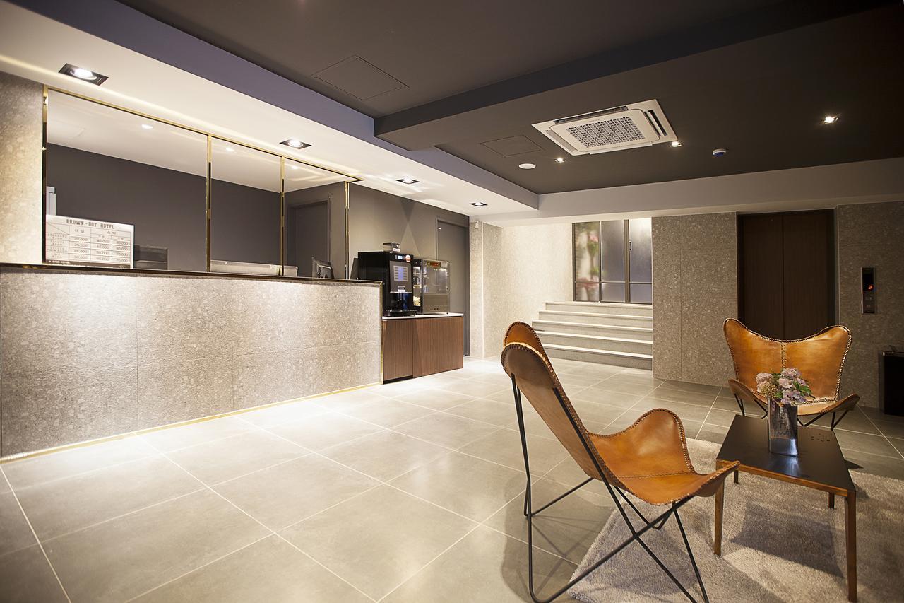 Brown Dot Hotel Changwon Esterno foto